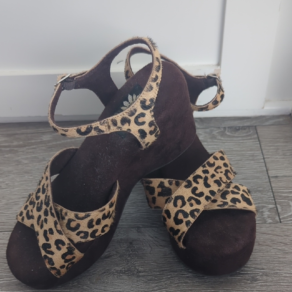 Leopard Print Platform Sandals